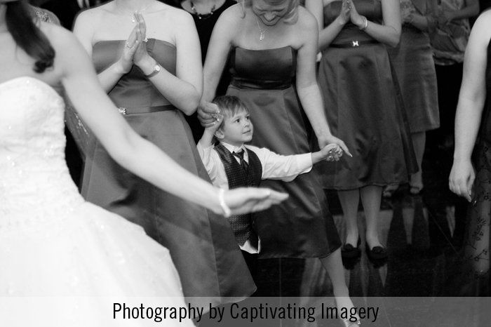 Dancing at Pittsburgh wedding reception photo