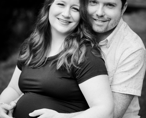 parents-to-be together black and white