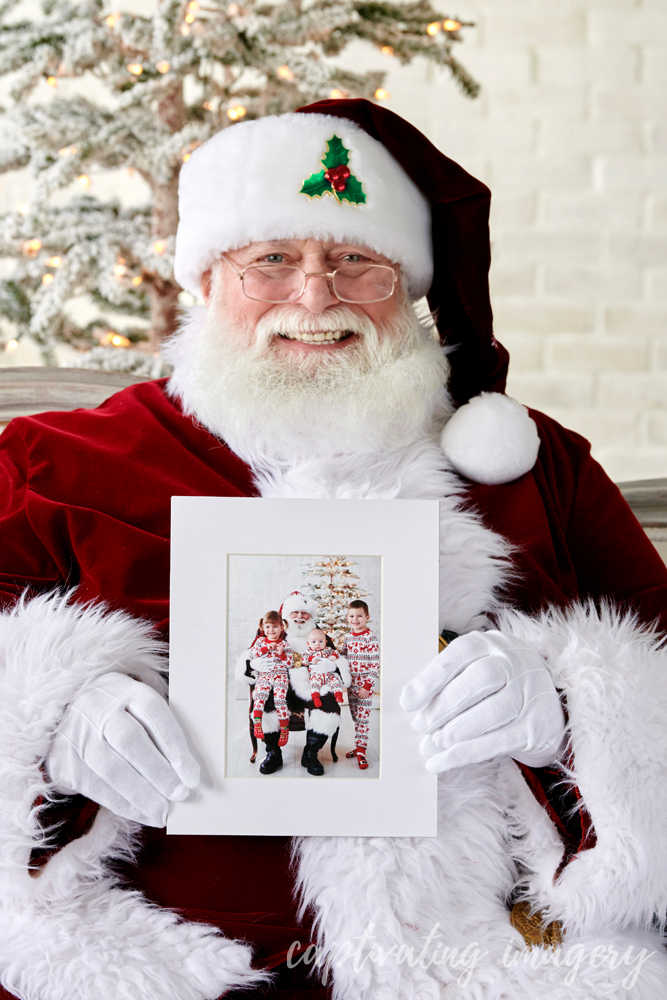 2024-12-07-Santa112683-BW 2024 12 07 Santa112683 BW - Cranberry Santa Photos