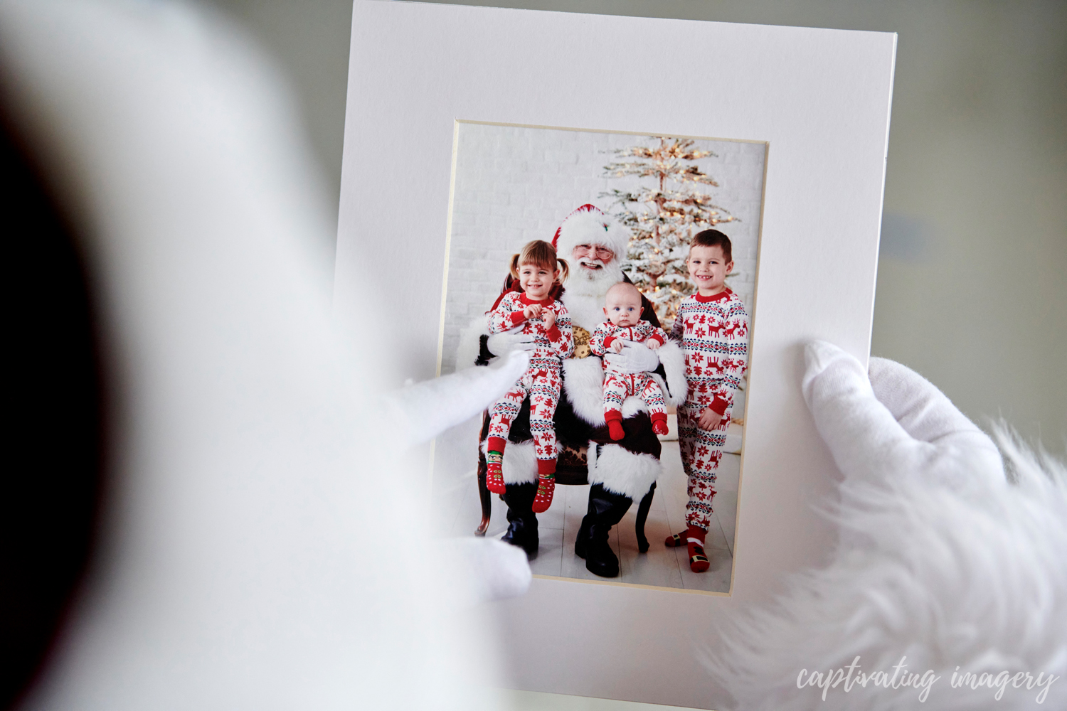 2024-12-07-Santa112686-BW 2024 12 07 Santa112686 BW - Mini Session