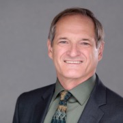 2026 05 21 deVries52076 web - Headshot Experience