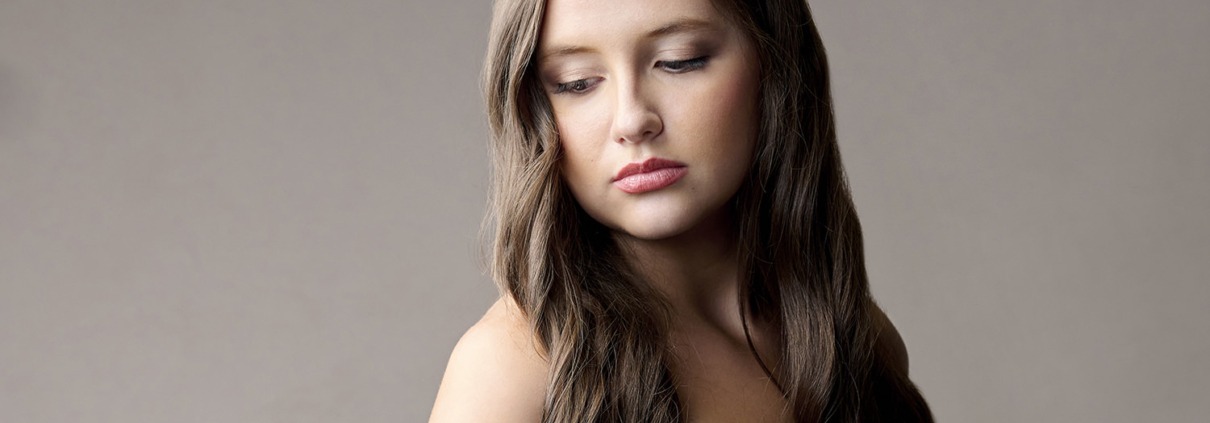 Hair Makeup for photoshoots - 99 5-star Google reviews
